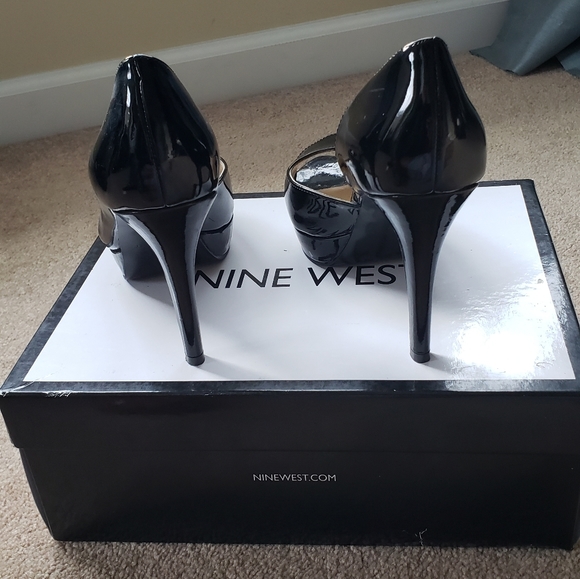 Nine West platform patent black heel - Picture 3 of 7